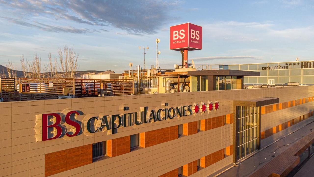 Bs Capitulaciones Santafé Buitenkant foto